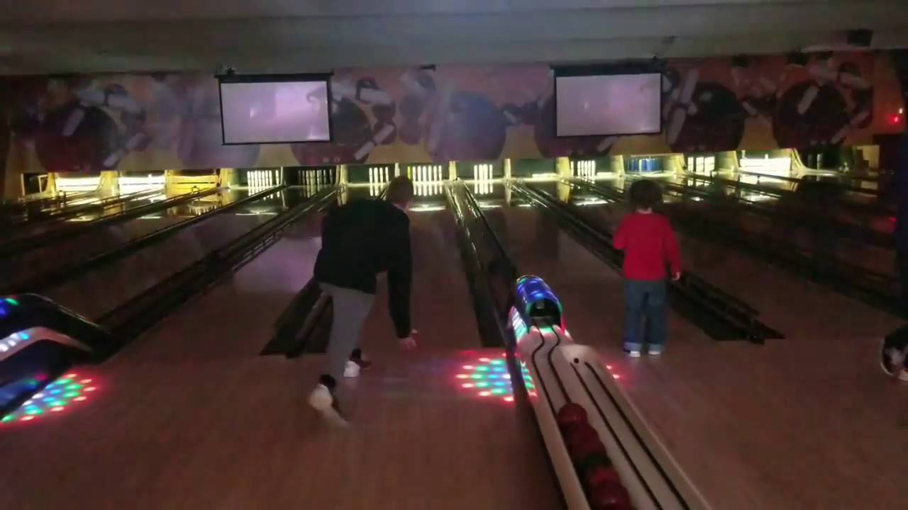 Candlepin Bowling in Worcester YouTube