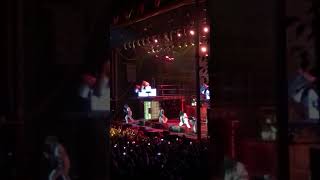 Slipknot intro & opening song (sic)
