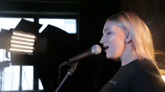 Reychel Lefevre porno videoda