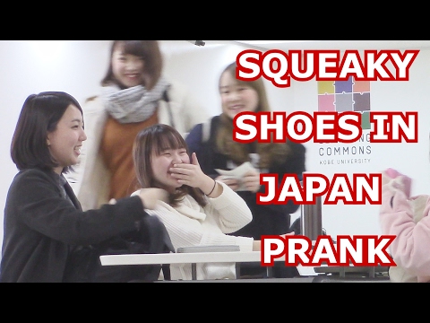 cute-squeaky-shoes-in-japan-prank!