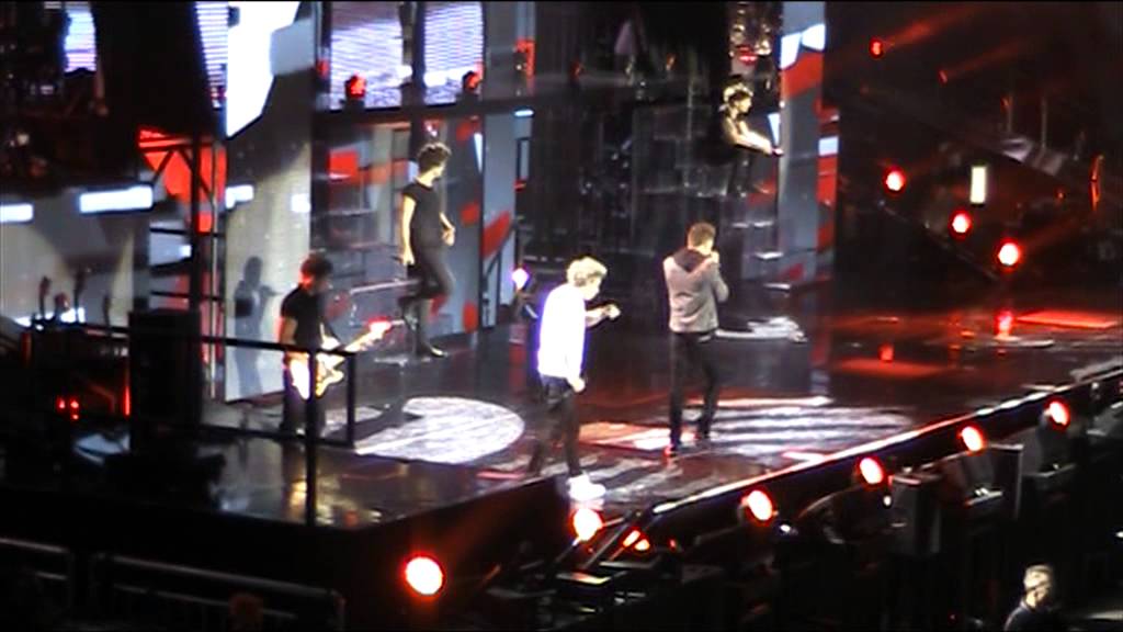 ONE DIRECTION - LOVED YOU FIRST - MUNICH, 17/05/13