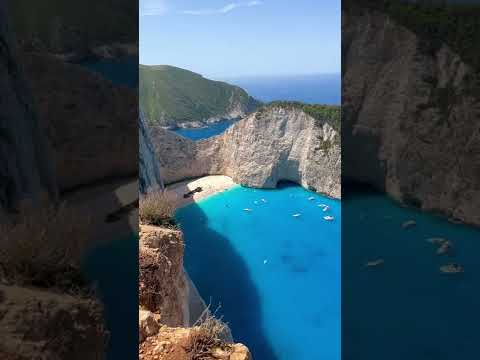 La playa más bella de Europa 😍 navagio 😍