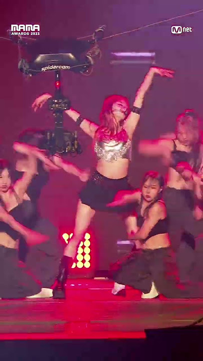 Yunjin - Eve, Psyche and The Bluebeard's wife (MAMA Awards dance break)(Fancam) #kpop #yunjin #dance