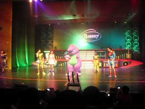 El pequenio Gran Club Barney primera parte - YouTube