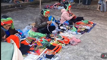 Đi chợ mua thịt lợn bản về lsm thịt treo gác bếp