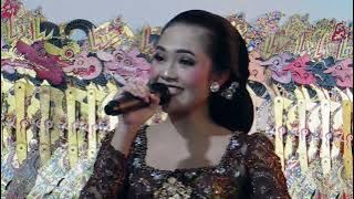 Mbak Elisha Orcarus, Pangkur Semarangan & Nyidamsari.