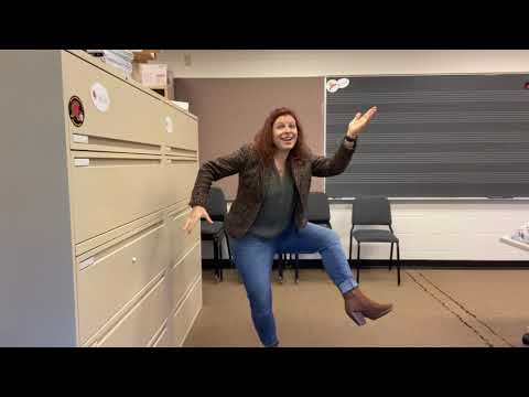 Music Lessons with Dr. Giebes: Hickety Pickety (Rhythm Patterns w/neutral syllables - Aural/Oral)