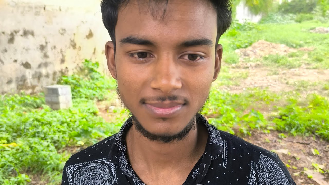 Indian men head shave series 72