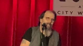 Steve Earle “Harlem River Blues” song by JT Earle (John Henry’s Friends VII, NYC, 12 Dec 2021)