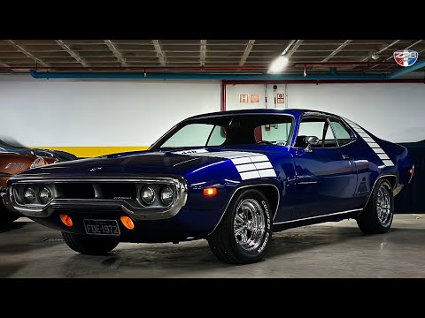 Esse Road Runner 1972 tem o motor usado pela polícia americana