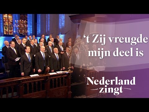 Video: Wat Geef Je Je Vriendin Op 14 Februari?