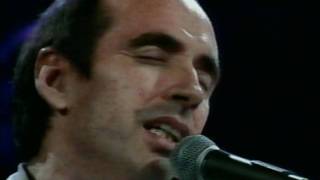 Video thumbnail of "Lluís Llach - " País petit ""