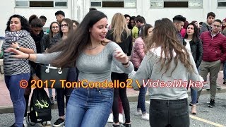 Vignette de la vidéo "Tarantella degli studenti a Polistena - by ToniCondello2"