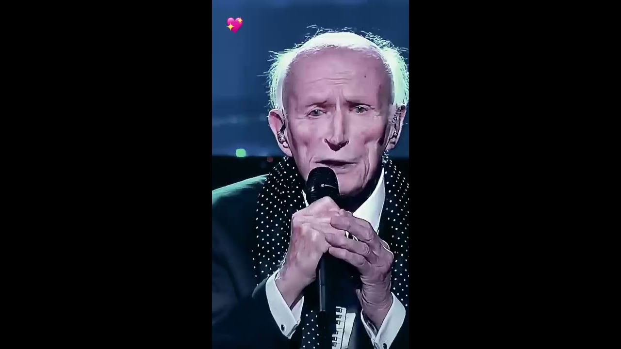 A 91 Year Old Sings Frank Sinatras My Way and Gets a Standing Ovation read description 