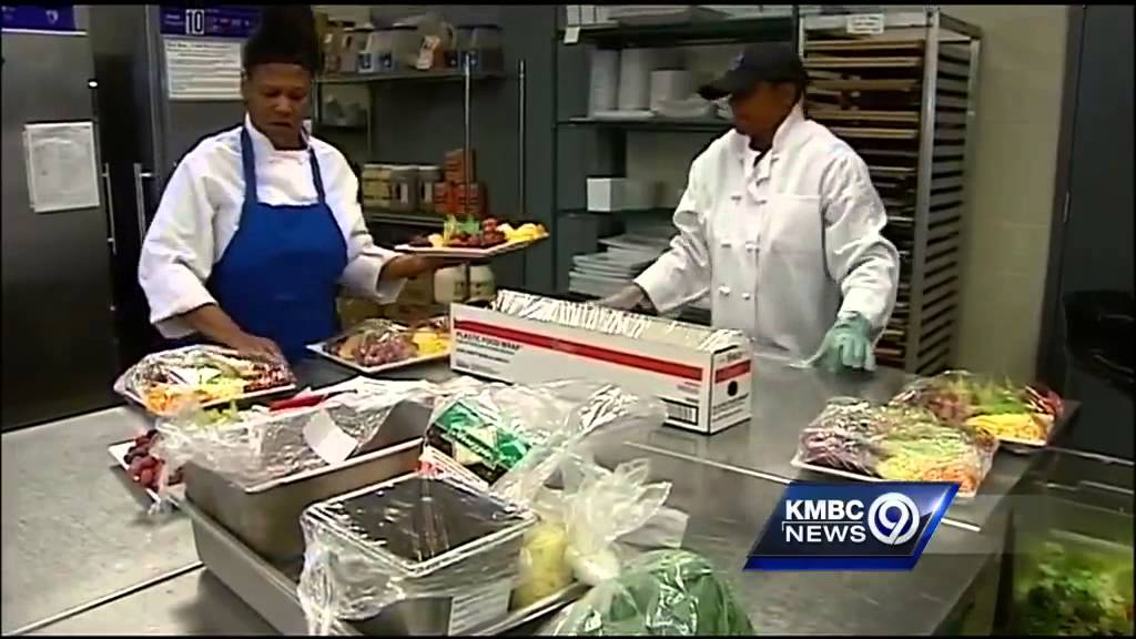 Aramark defends food services at Royals games - YouTube