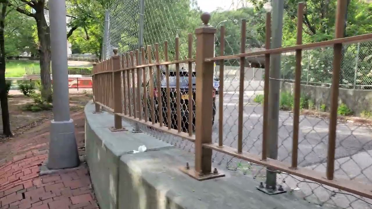 The New Brooklyn Banks