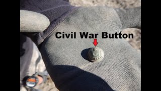 Digging Civil War Buttons//Flat Buttons//Virginia Relics