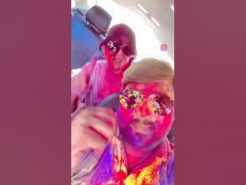 holi me sbne mujhe rang lagane me toch kiya