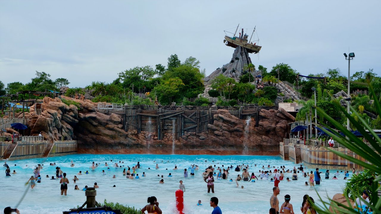 Disney's Typhoon Lagoon Water Park 2024 Sights & Sounds in 4K | Walt Disney  World August 2024