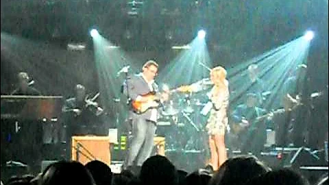 carrie underwood how great thou art w/ vince gill