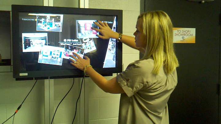 32" touch screen demo at GraphiColor Exhibits