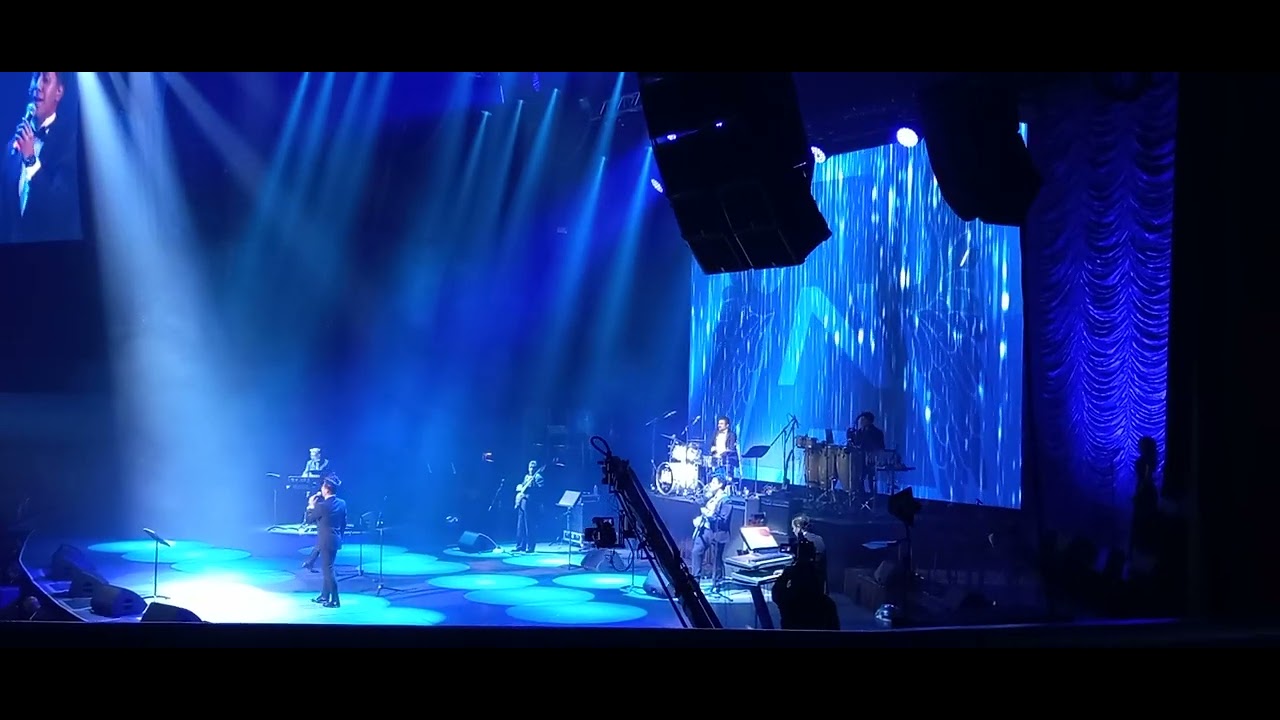 Así comenzó el concierto de los Ángeles Negros con motivo de su 55 ...
