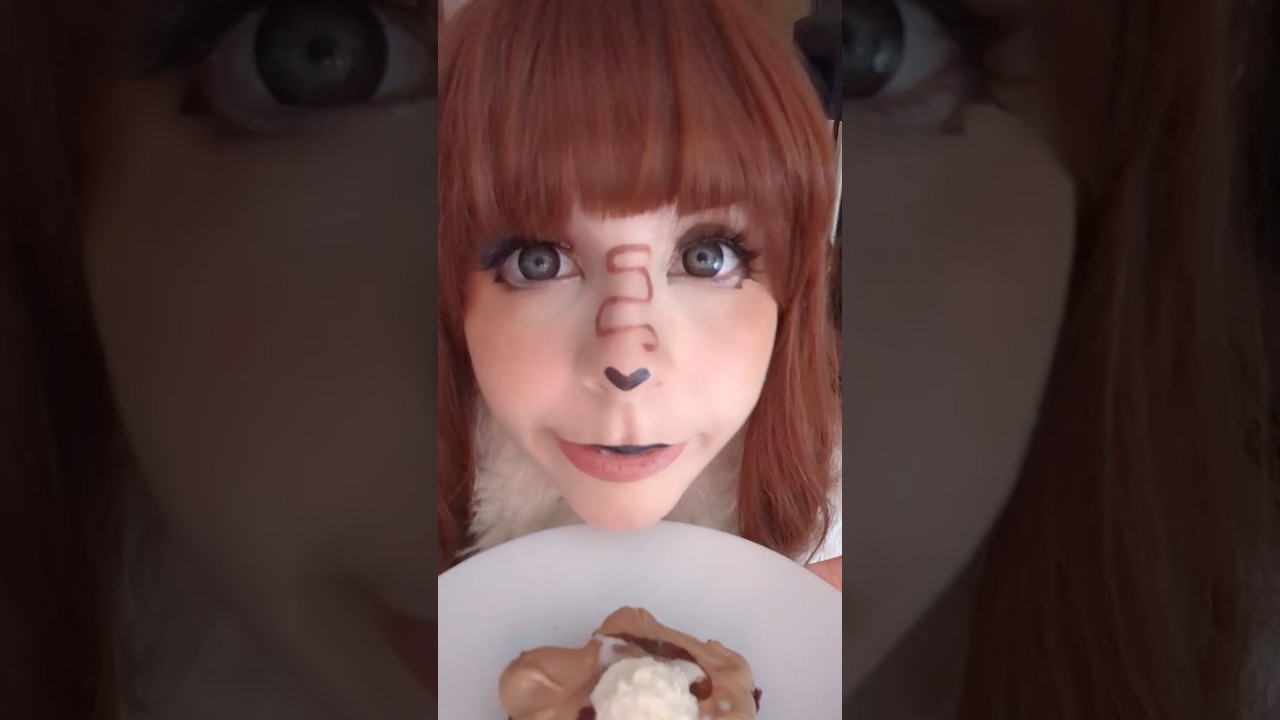 Cocoa's bon bons... @SukiSakuraCosplay #dandysworld #roblox #cosplay #bassie #comiccon