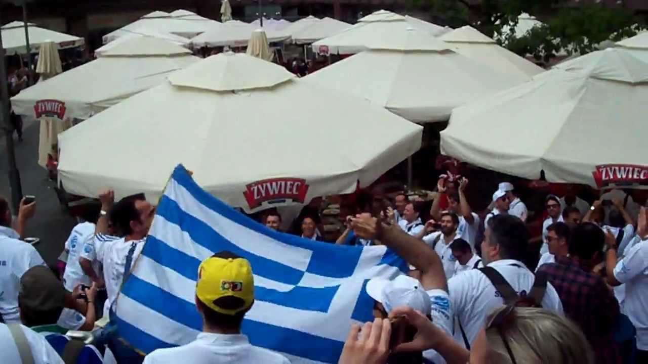 Warsaw Hard Rock Cafe a while before the game begins (Poland vs Greece)