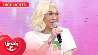 'Ang sakit' Vice Ganda, nahirapan tumayo dahil sa tuhod | It’s Showtime Expecially For You