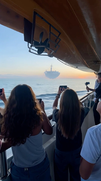 😱Flying Ships?!🛸 Fata Morgana Off the Coast of Cornwall #fatamorgana #cruiselife
