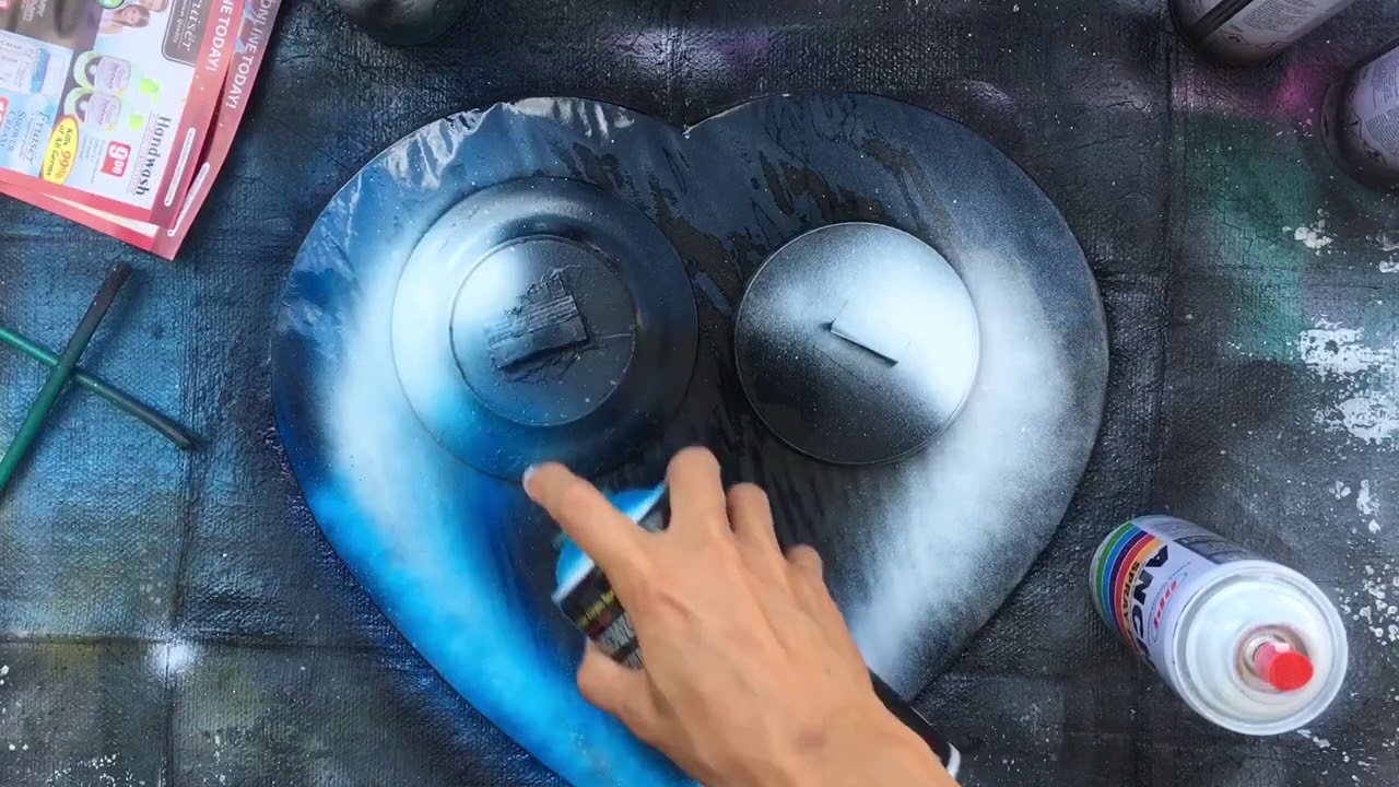 Valentine's Spray Paint Art 5 Hidden Hearts /スプレーアート Valentine's Spray Paint Art 5 Hidden Hearts /スプレーアート