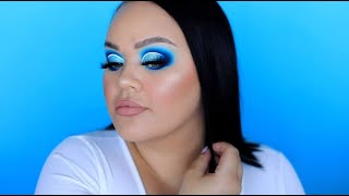 Bright Blue Cut Crease with White Eyeliner Makeup Tutorial