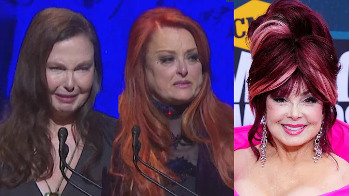 Naomi Judds Daughters Break Down During Country Mu...
