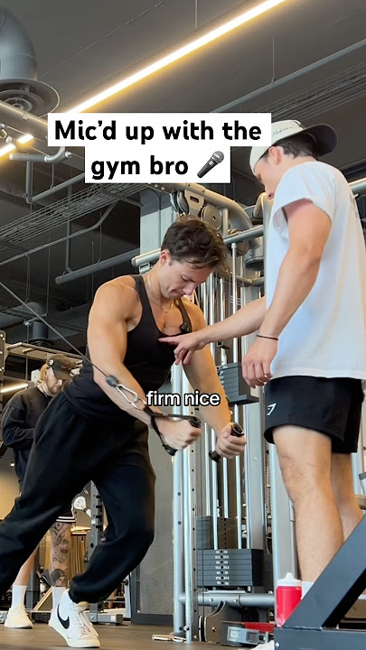 Hopefully no one heard this 👀 #gym #micdup #gymhumor #workout #beltflick #fitness