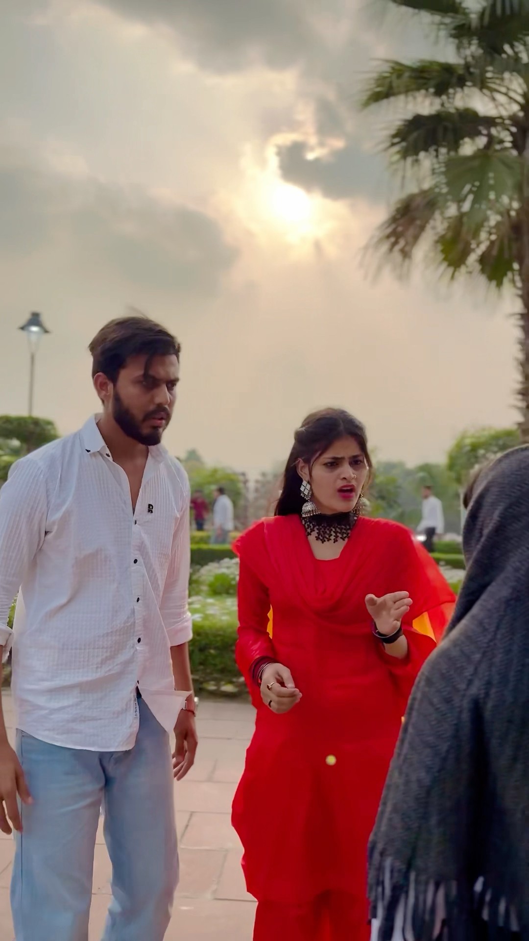 ये लड़की पानी क्यो बेच रही है?? #foryou #shortsfeed #explore #emotional #hearttouching #ramadan