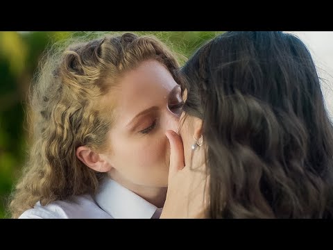 Fantasy Island 1x07 Kiss Scene - Isabel and Rachel (Caitlin Stasey and Gillian Saker)