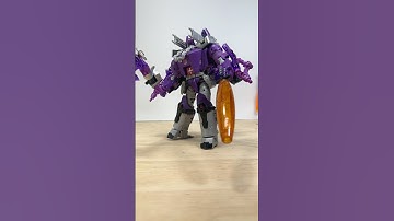 Galvatron and Skelivore combiner #transformers #warforcybertrontrilogy #combiners #decepticon