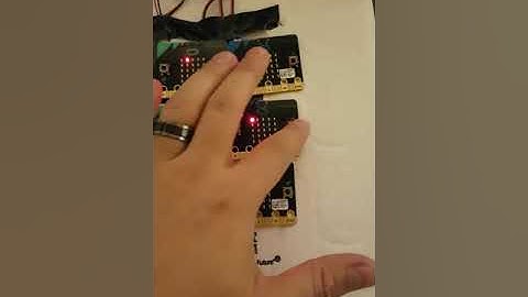 Snake Game using multi micro:bit displays