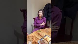 马经理这回可是搬起石头砸自己脚了!#爆笑 #短剧 #美女老板