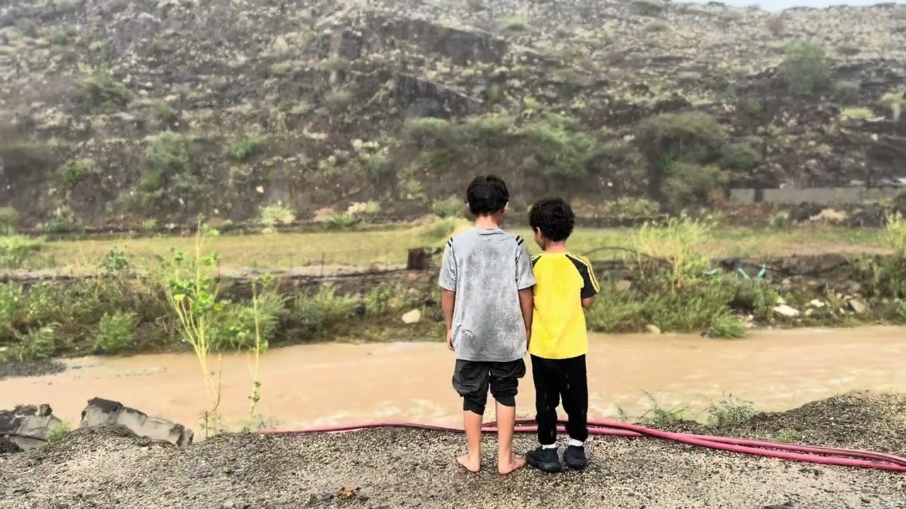 شيلة ياللي رحلتو عن الديره [ سيول وامطار ومناظر من وادي نيرا ]