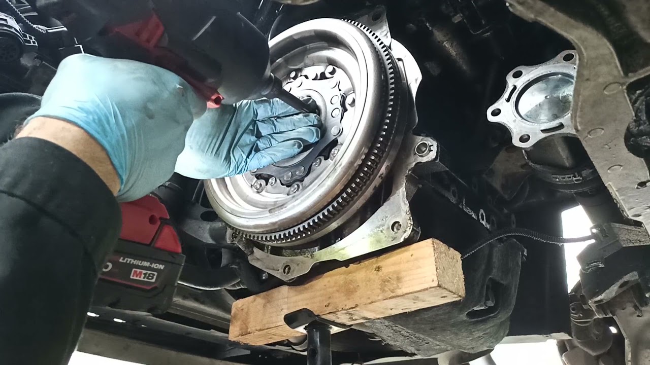 How To Replace The Flywheel On An Automatic Transmission