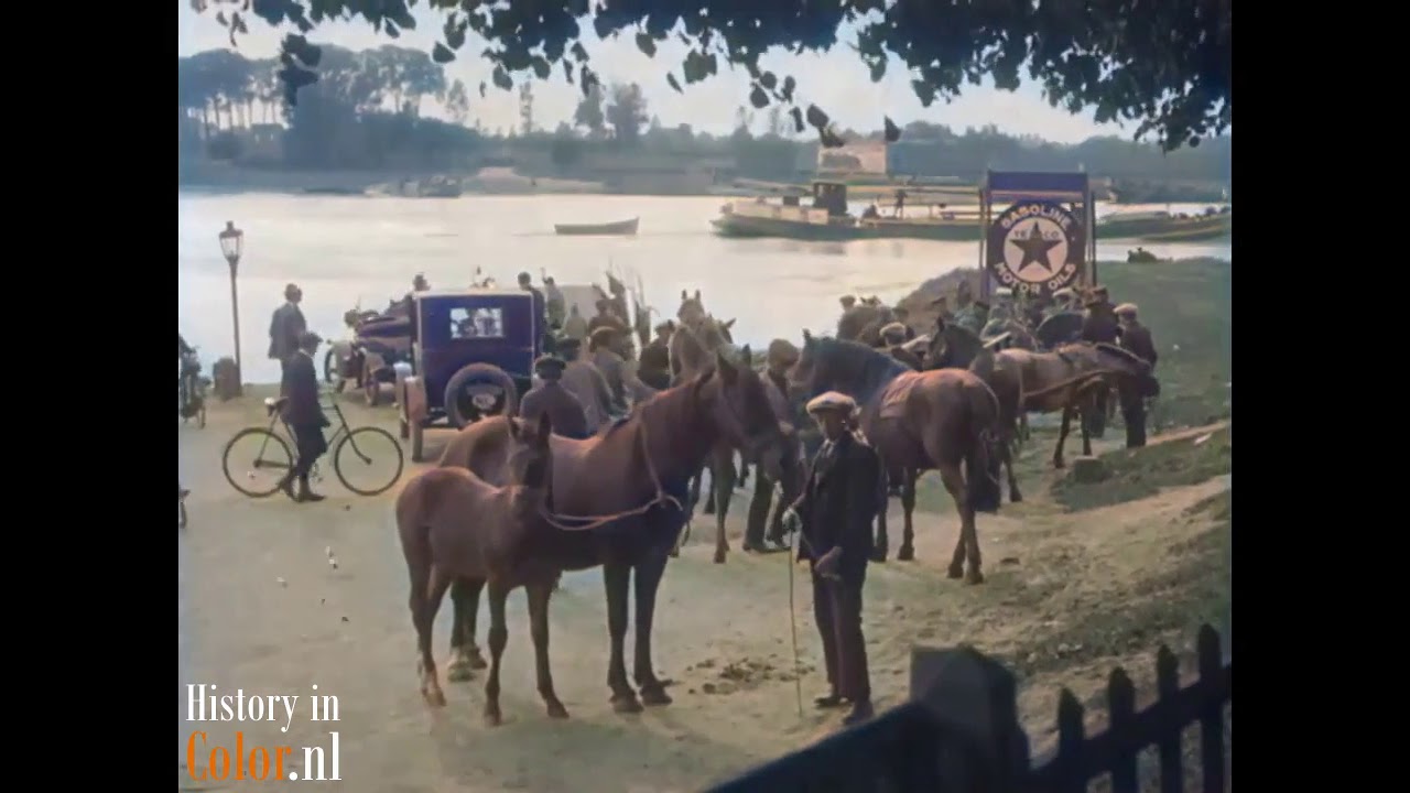 Stadsbeelden oud Zwolle 1924, ingekleurde film met geluid. Colorized footage sound added.
