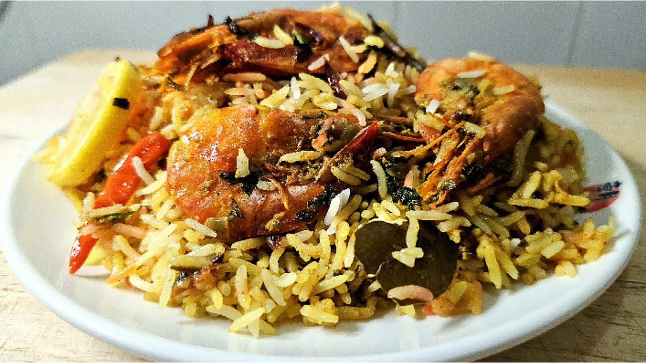 Shrimp Biryani Recipe | Juicy Prawns, Fragrant Rice & Bold Spices | CookingTripCo