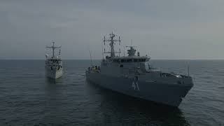 Zr. Ms. Vlaardingen - Tow approaches