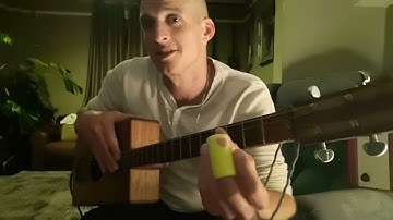 Cigar box guitar lesson, on angled slide technique, for 4 strings #cigarboxguitarlessons