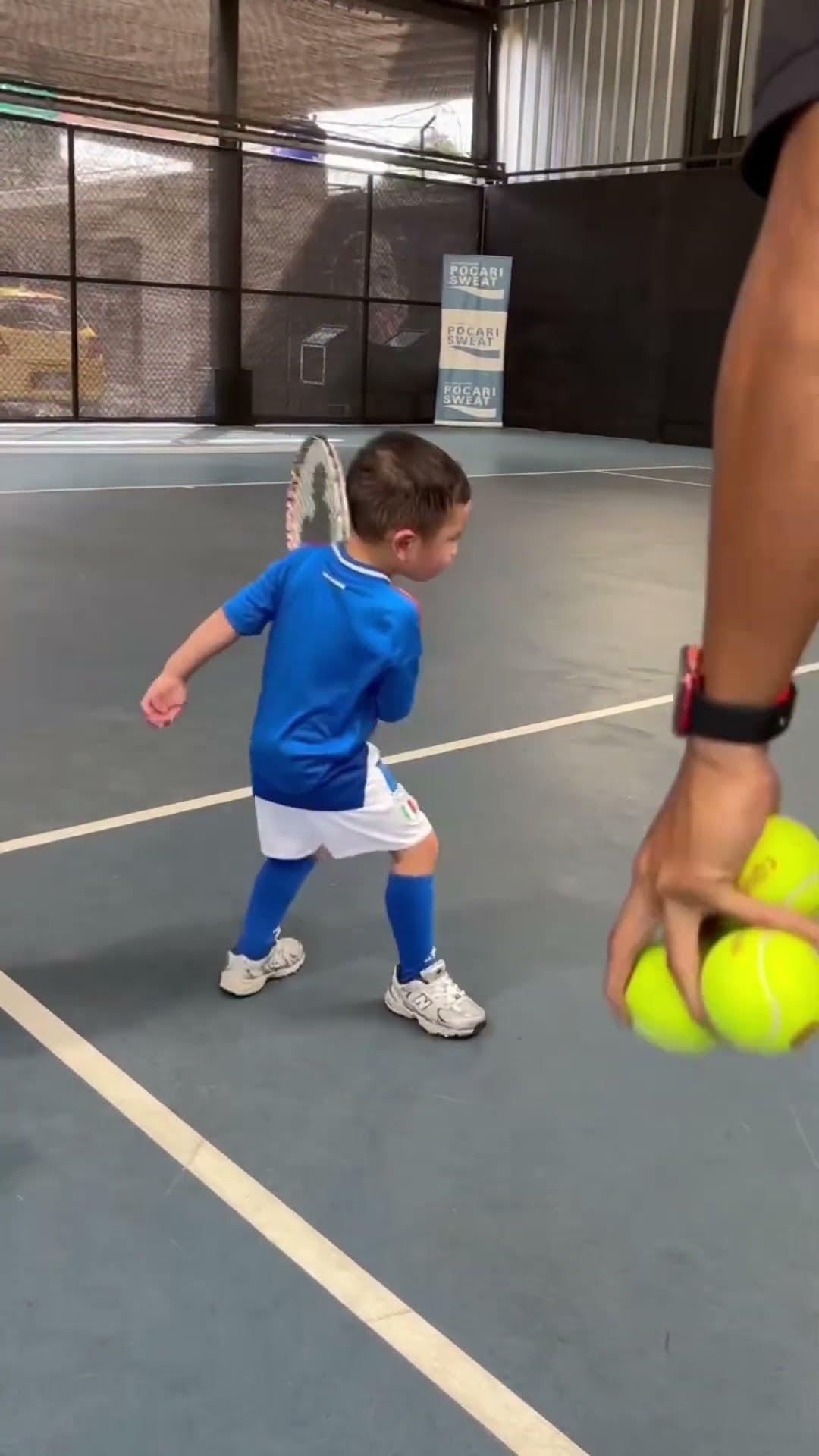 Latihan tenis dulu buat ngalahin Papa