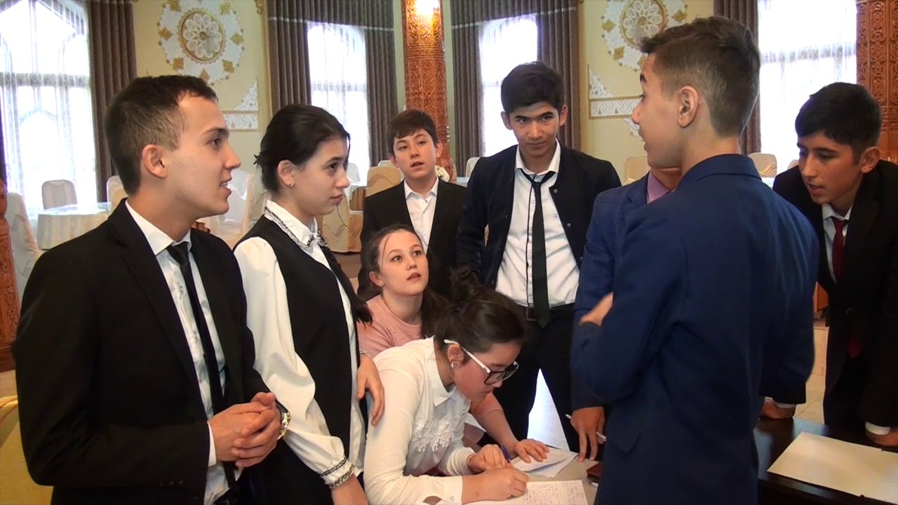 ERC Model United Nations Simulation: Peacekeeping in Ukraine - YouTube