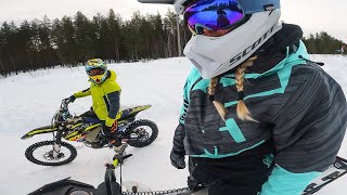 Schneemobil Vs. Enduro