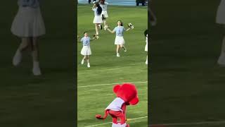 Mascot’s Mis-sized Mishap