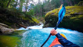 kayaking the Ohanepecosh river